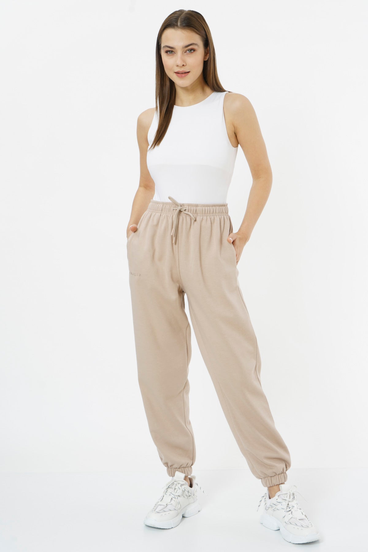 Oversized Sweatpants for Women / Biscotti