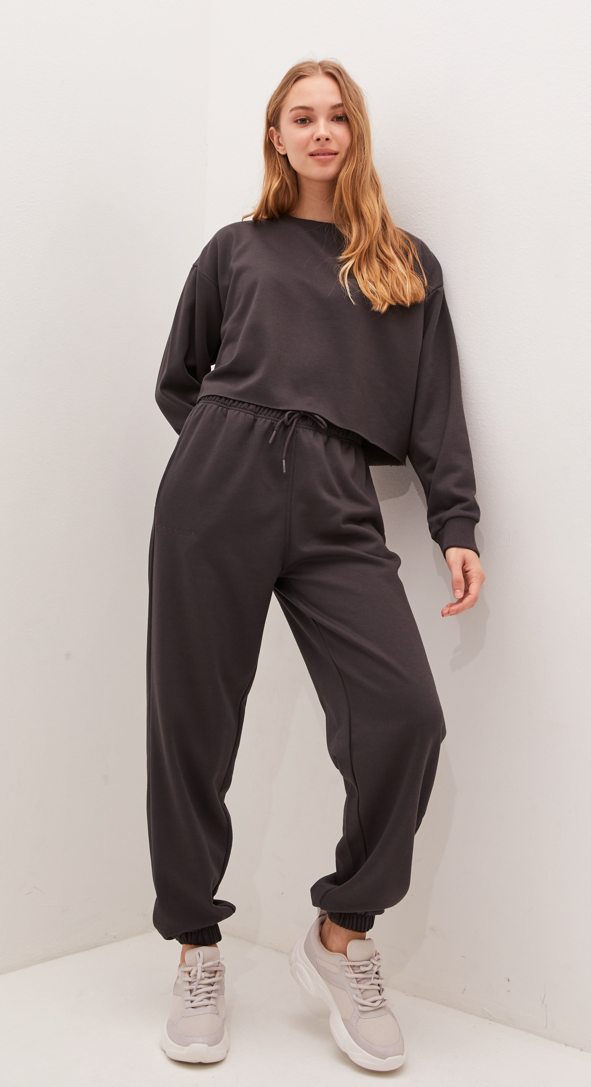 Oversized Sweatpants for Women / Anthracite
