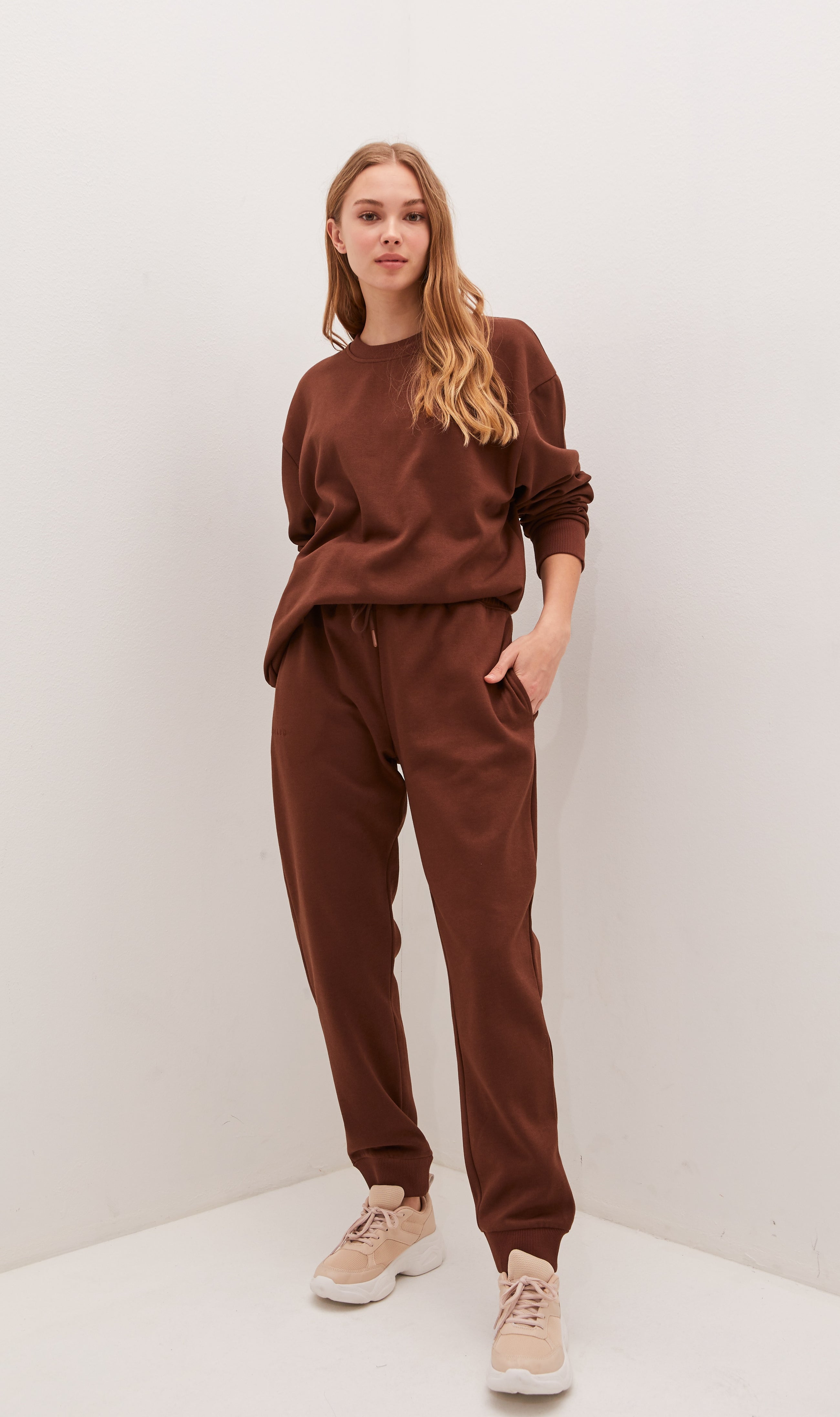 Oversized Sweatpants for Women / Chocolate Brown