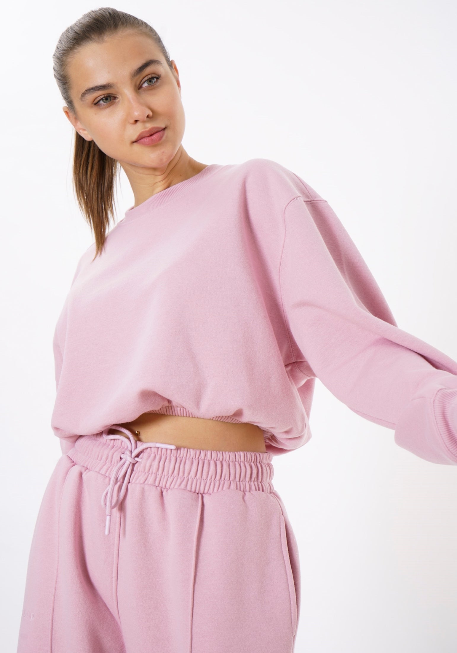 Sudadera corta con cuello redondo Elevate - Gris aireado