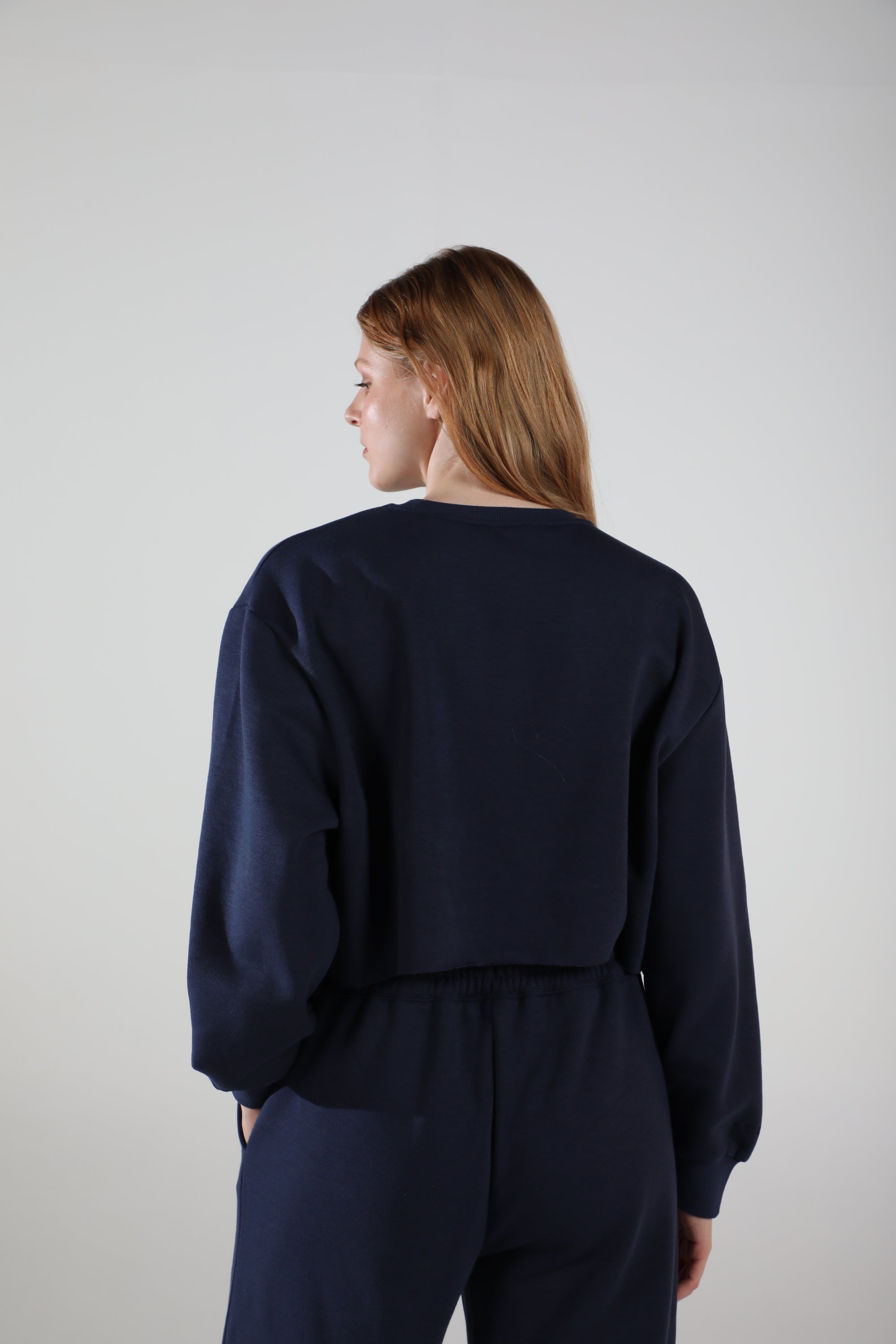 Cropped Crewneck Sweatshirt / Midnight Navy