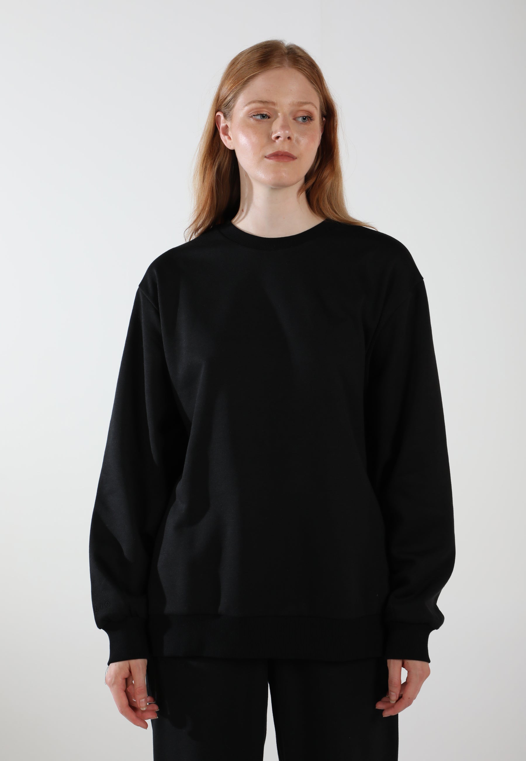Oversized Crewneck Sweatshirt / Inky Black