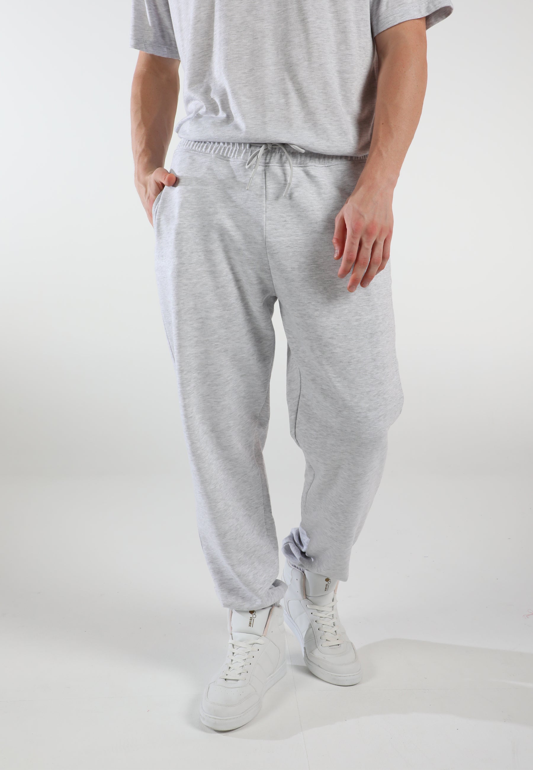 Pantalones deportivos para hombre / Gris aireado