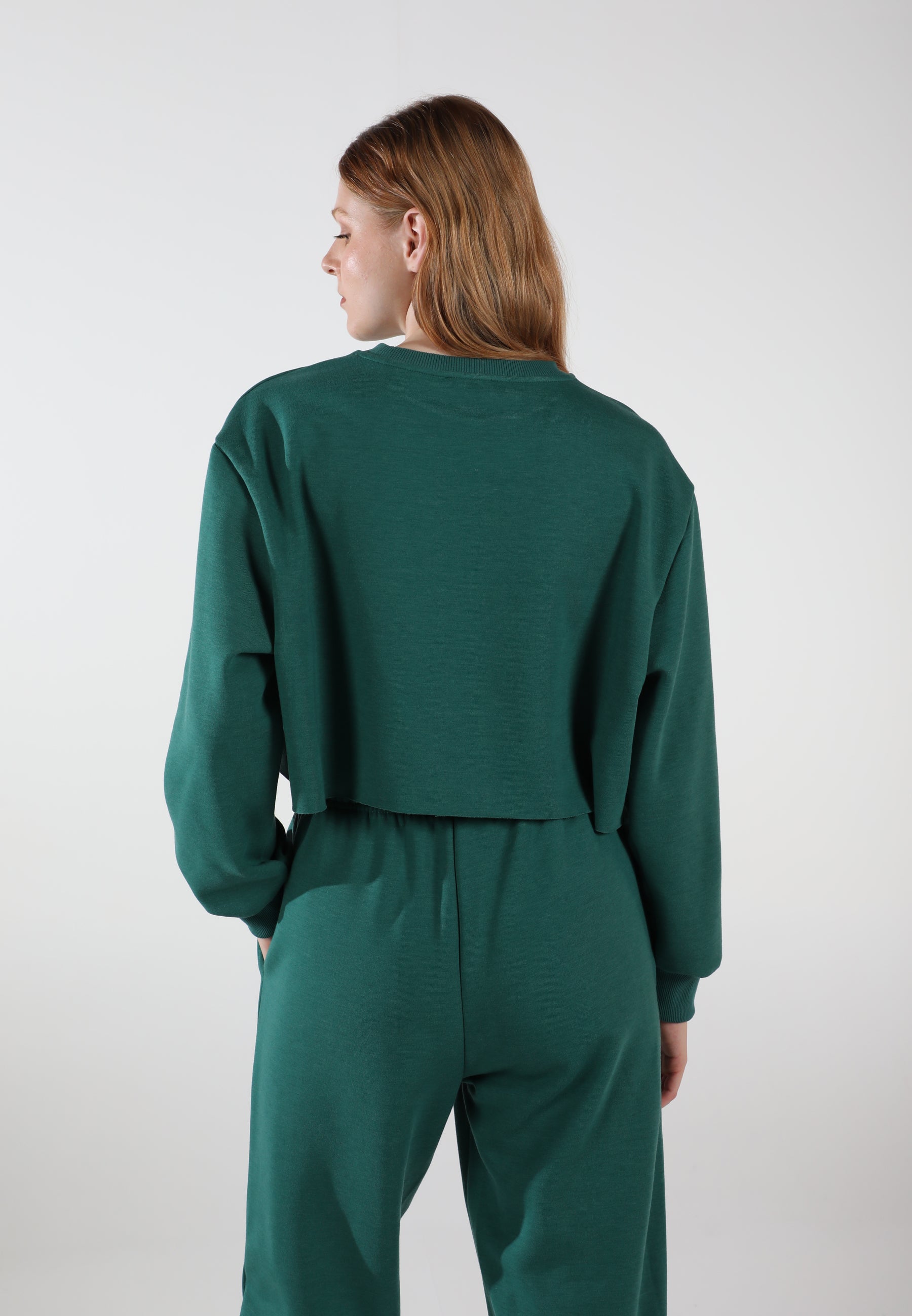 Cropped Crewneck Sweatshirt / Evergreen