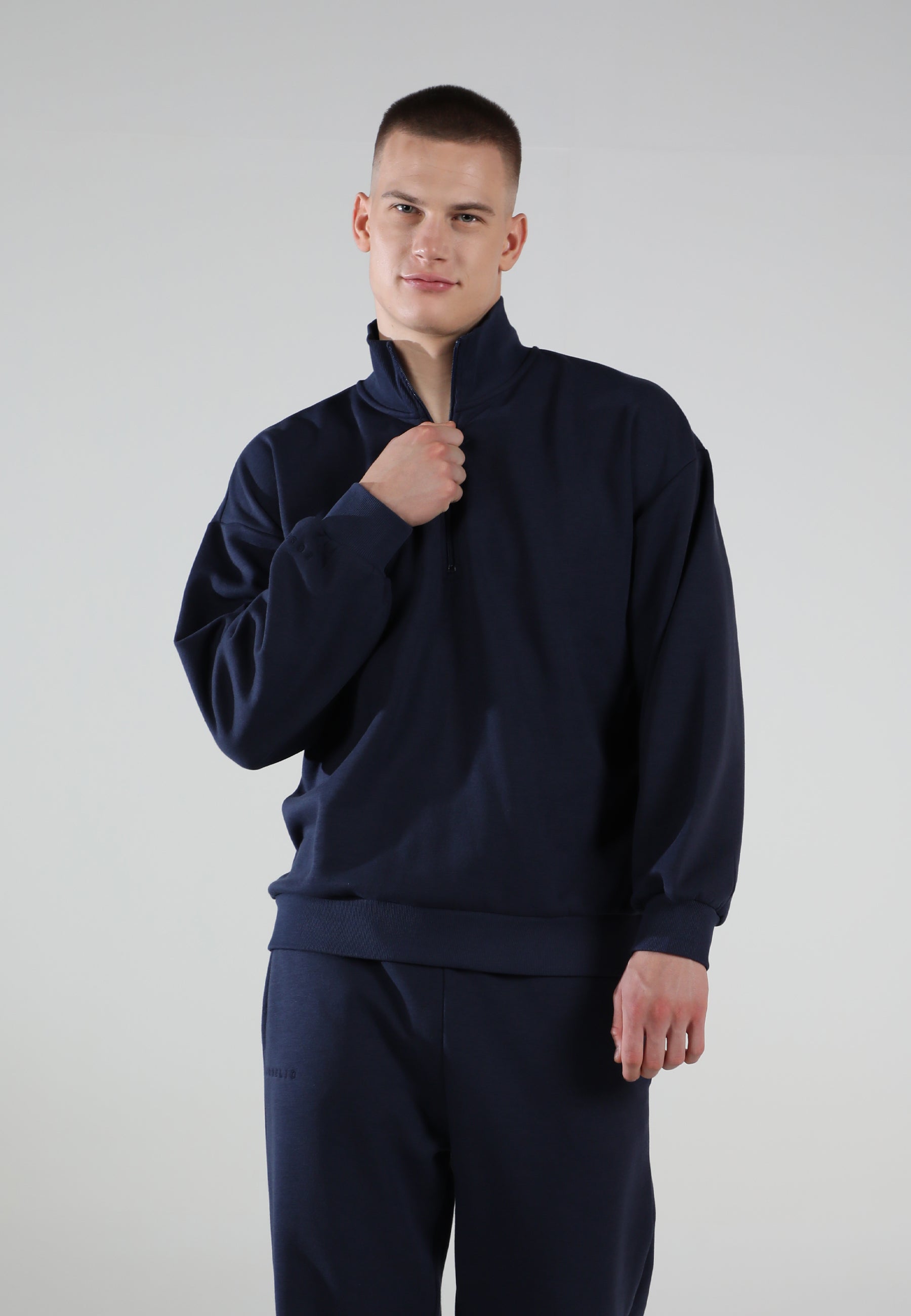 Half-Zip Pullover Sweatshirt / Midnight Navy