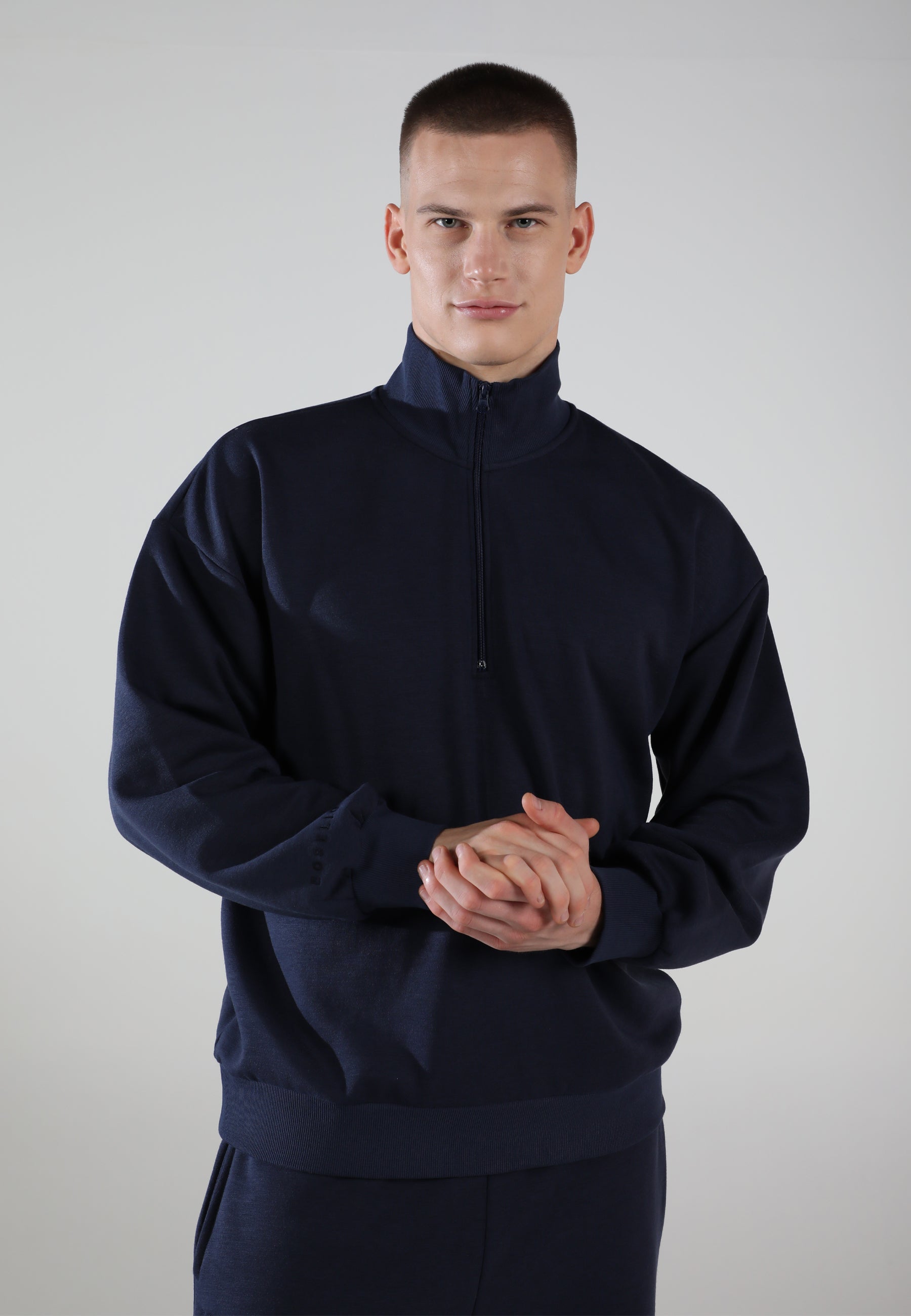Half-Zip Pullover Sweatshirt / Midnight Navy