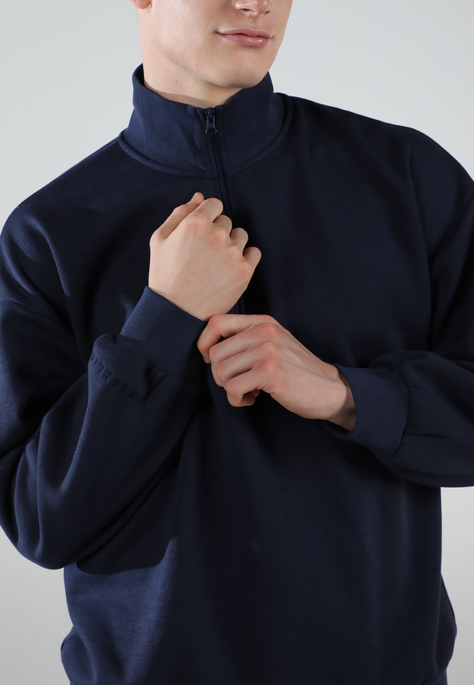 Half-Zip Pullover Sweatshirt / Midnight Navy