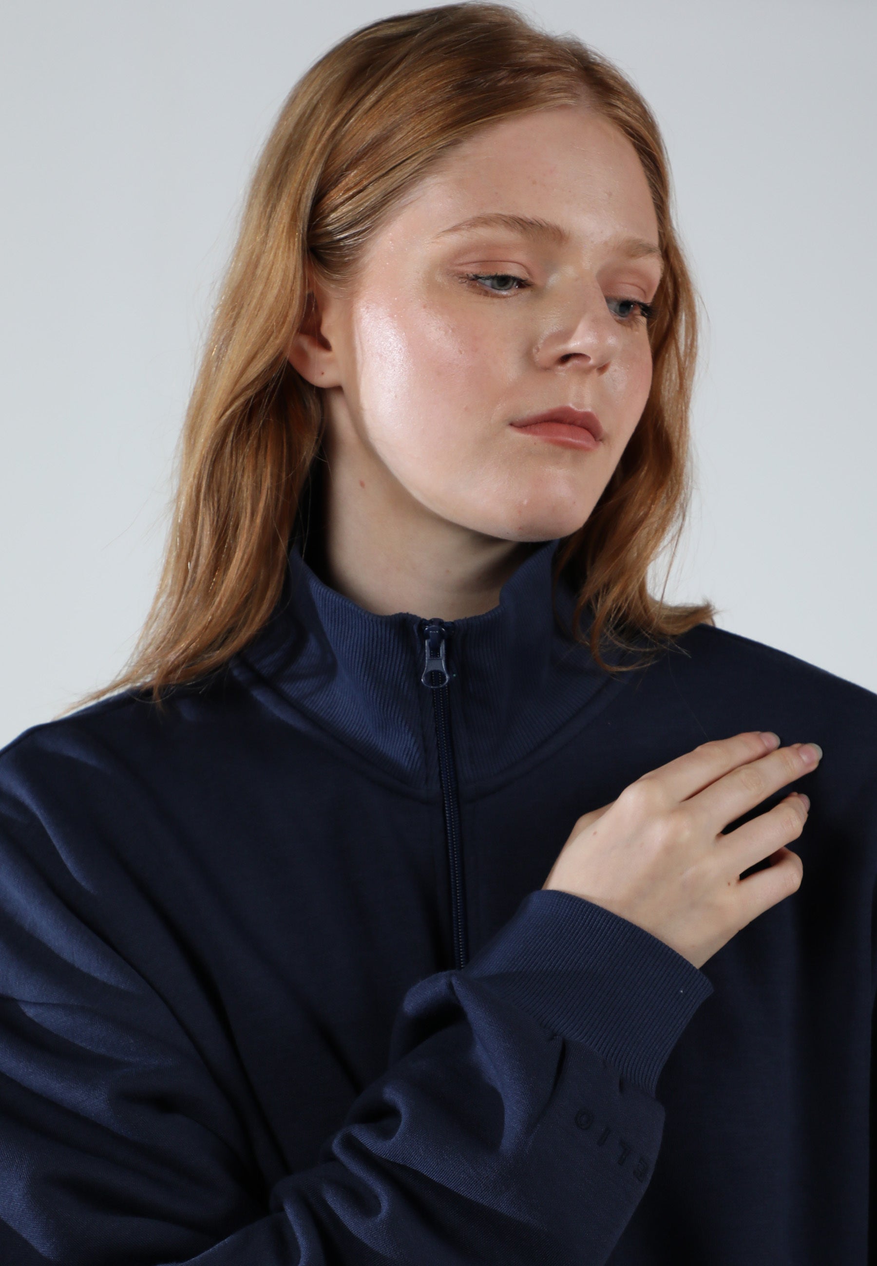 Half-Zip Pullover Sweatshirt / Midnight Navy