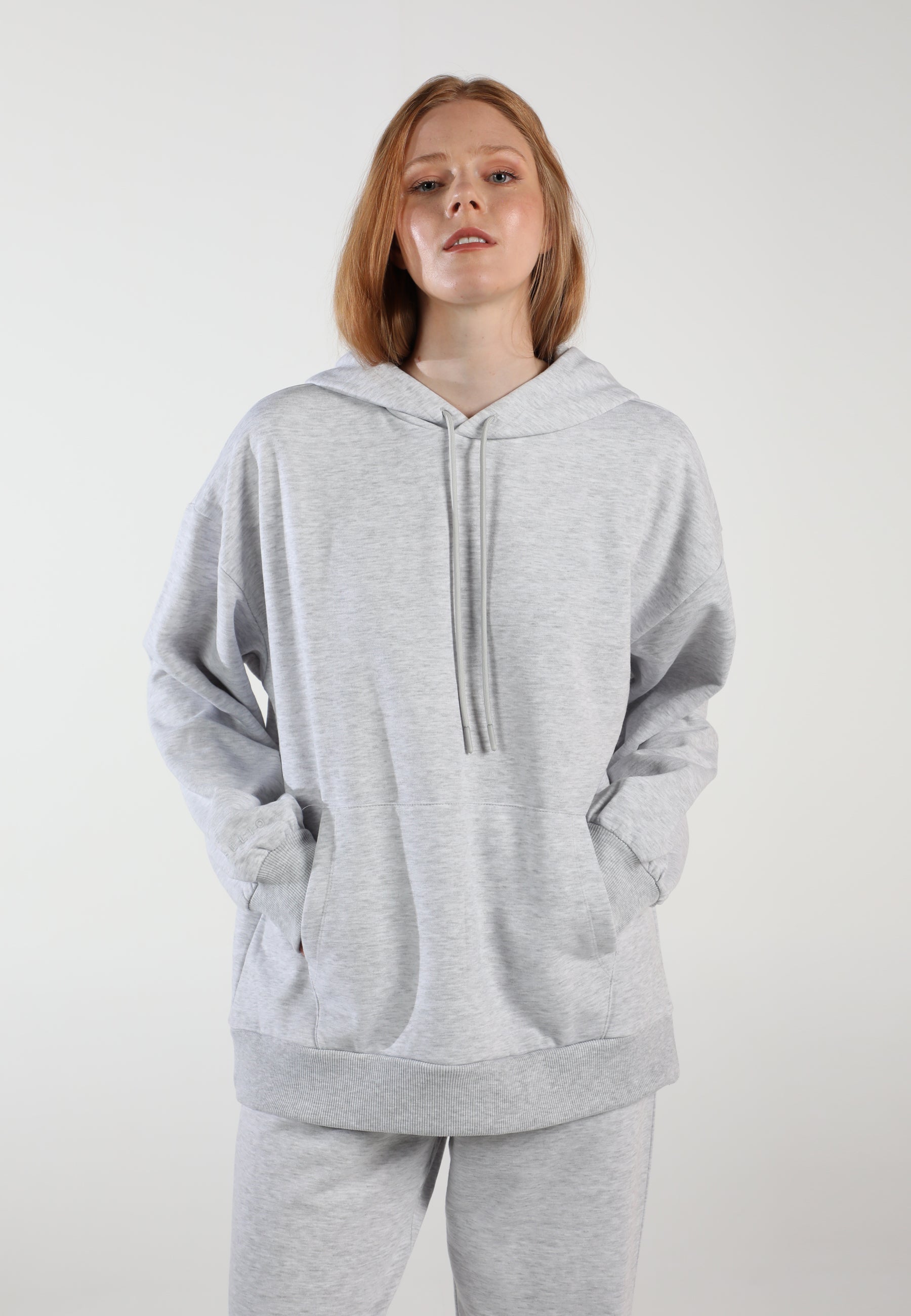 Übergroßer Hoodie / Luftiges Grau