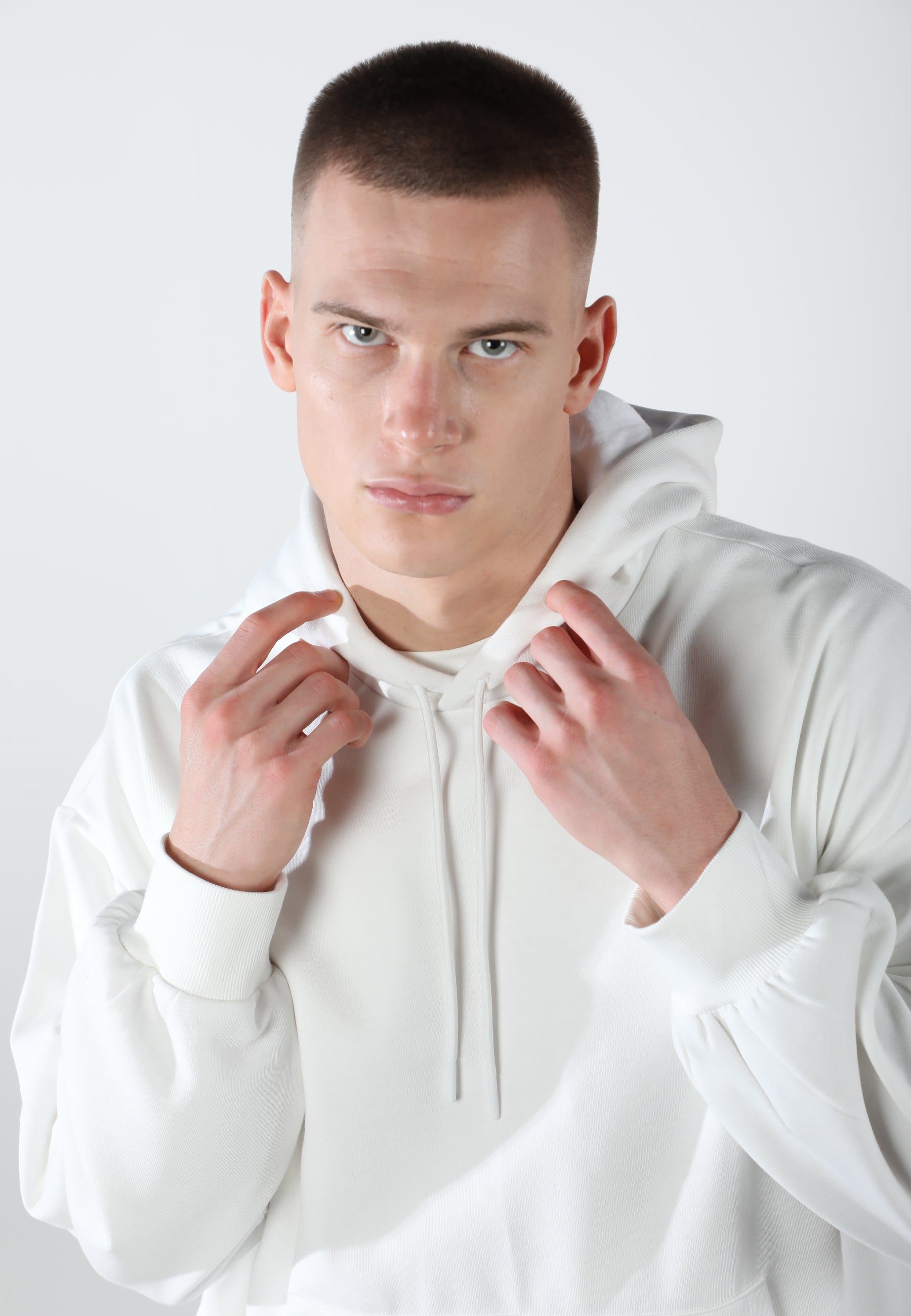 Oversized Hoodie / Cloudy White