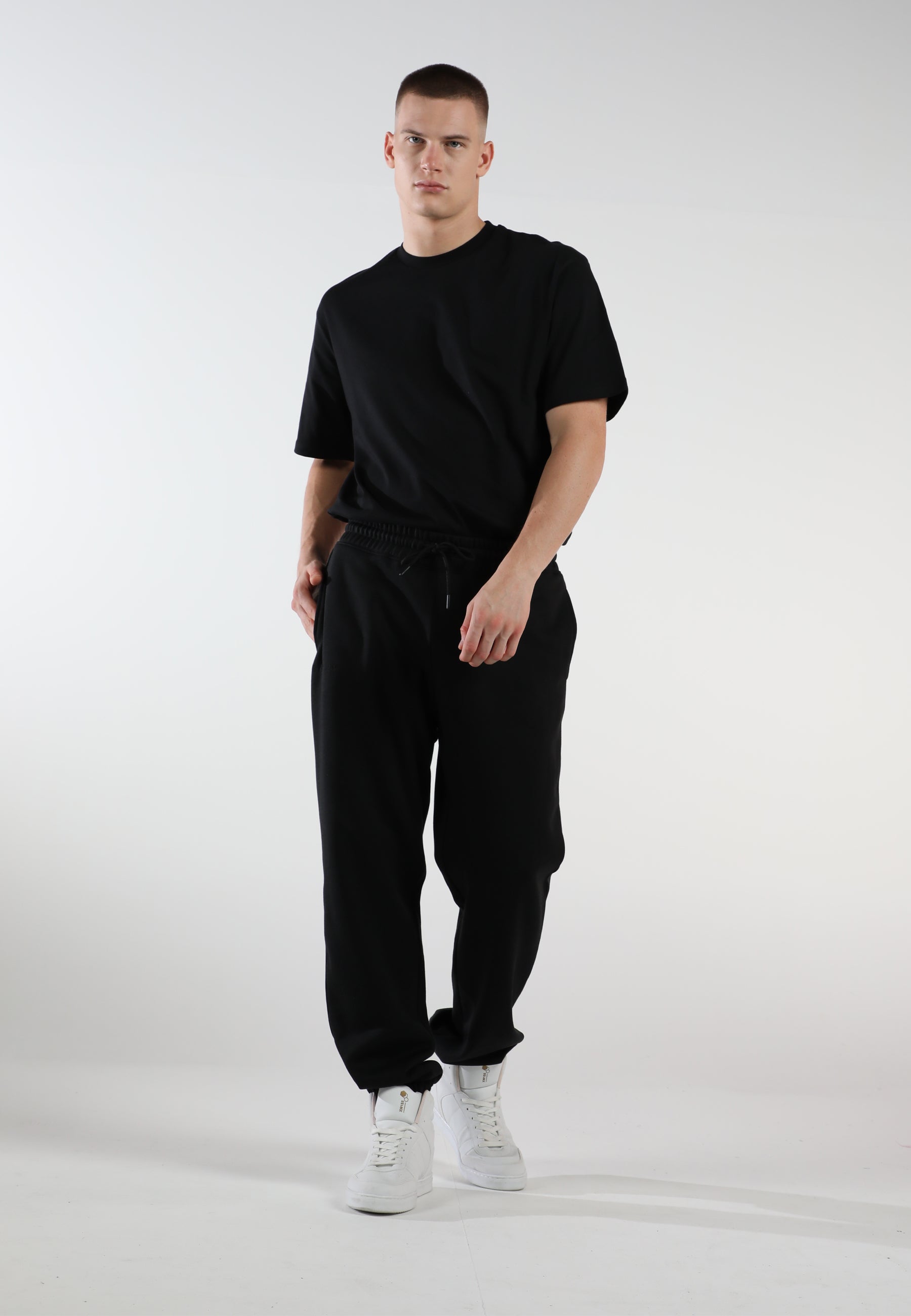 Pantalones deportivos para hombre / Inky Black