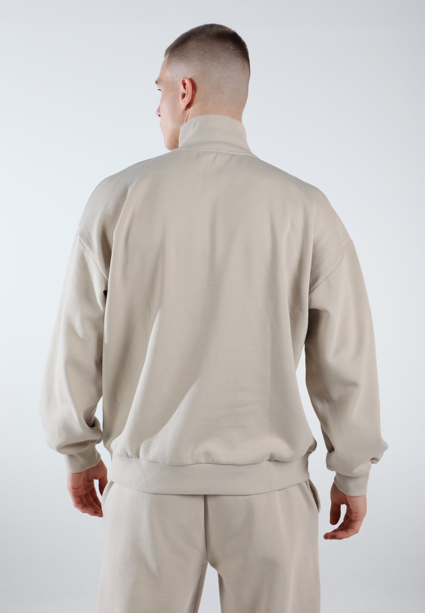 Half-Zip Pullover Sweatshirt / Creamy Beige