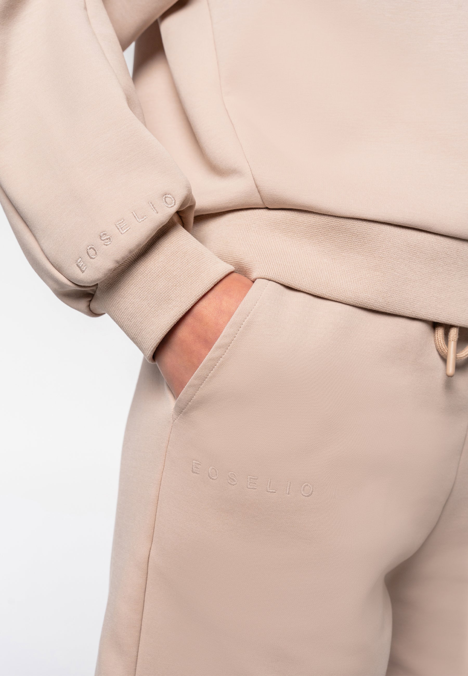 Pull-On Shorts / Beige