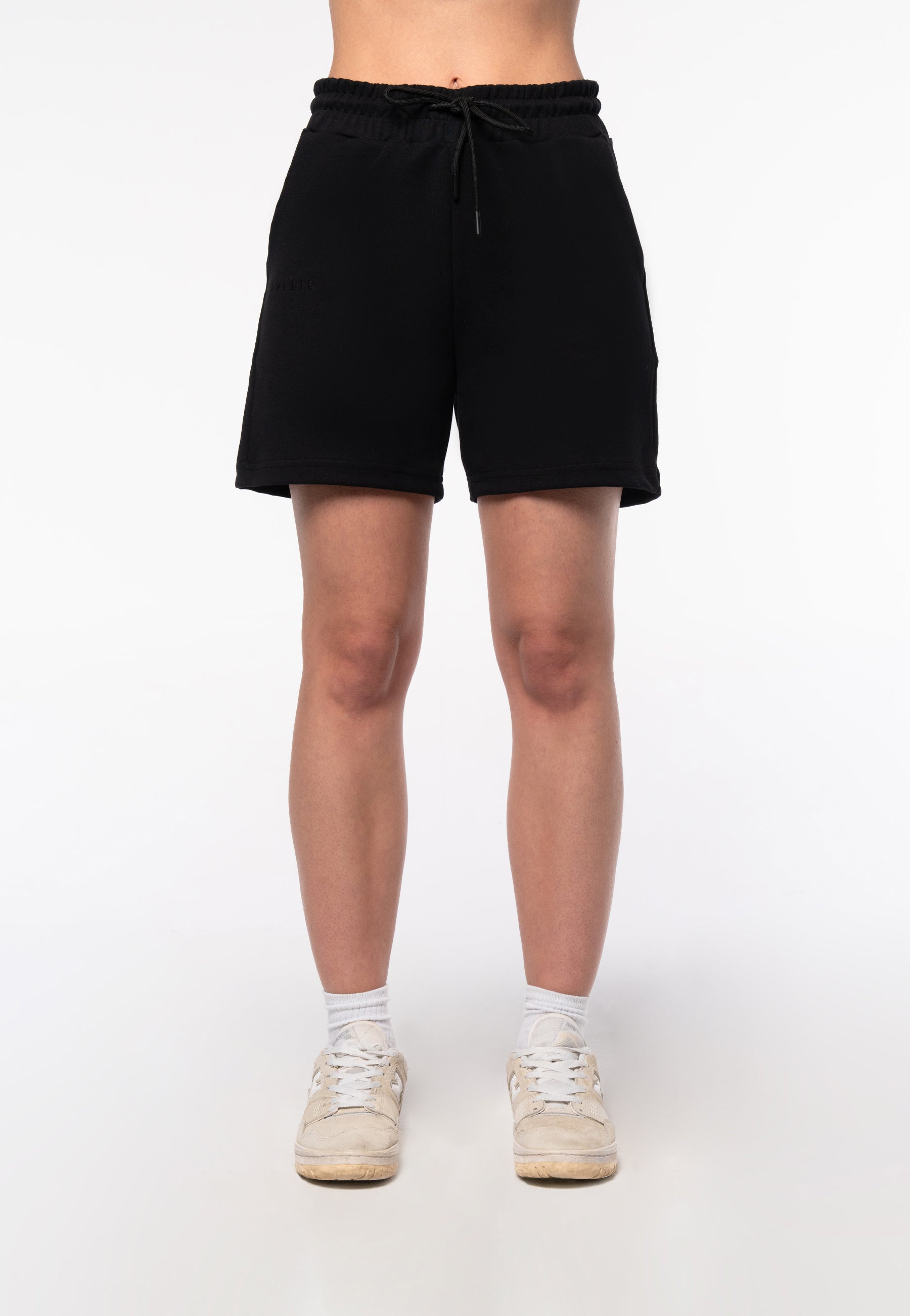 Pull-On Shorts / Black