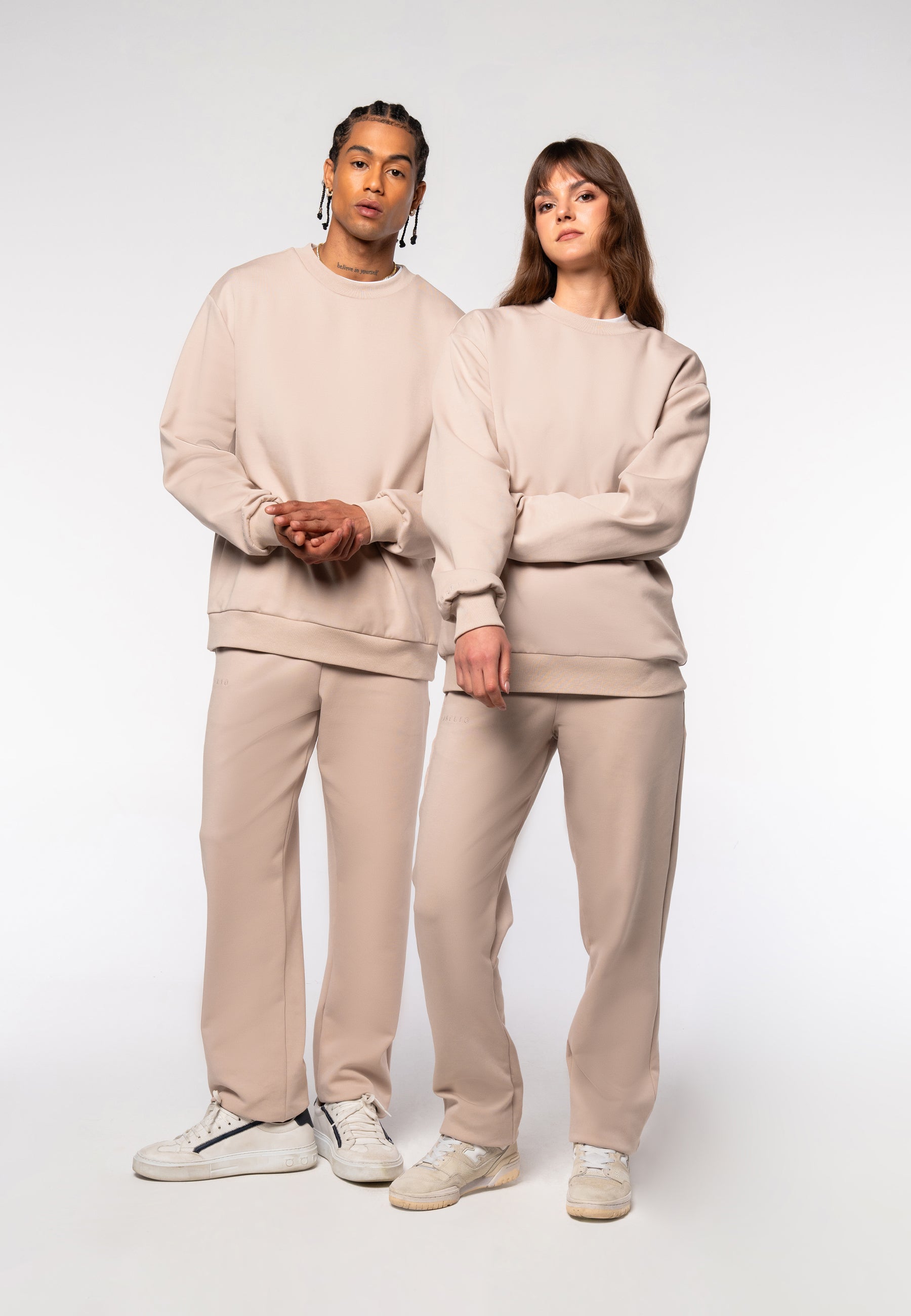 The City Sudadera holgada con cuello redondo - Beige