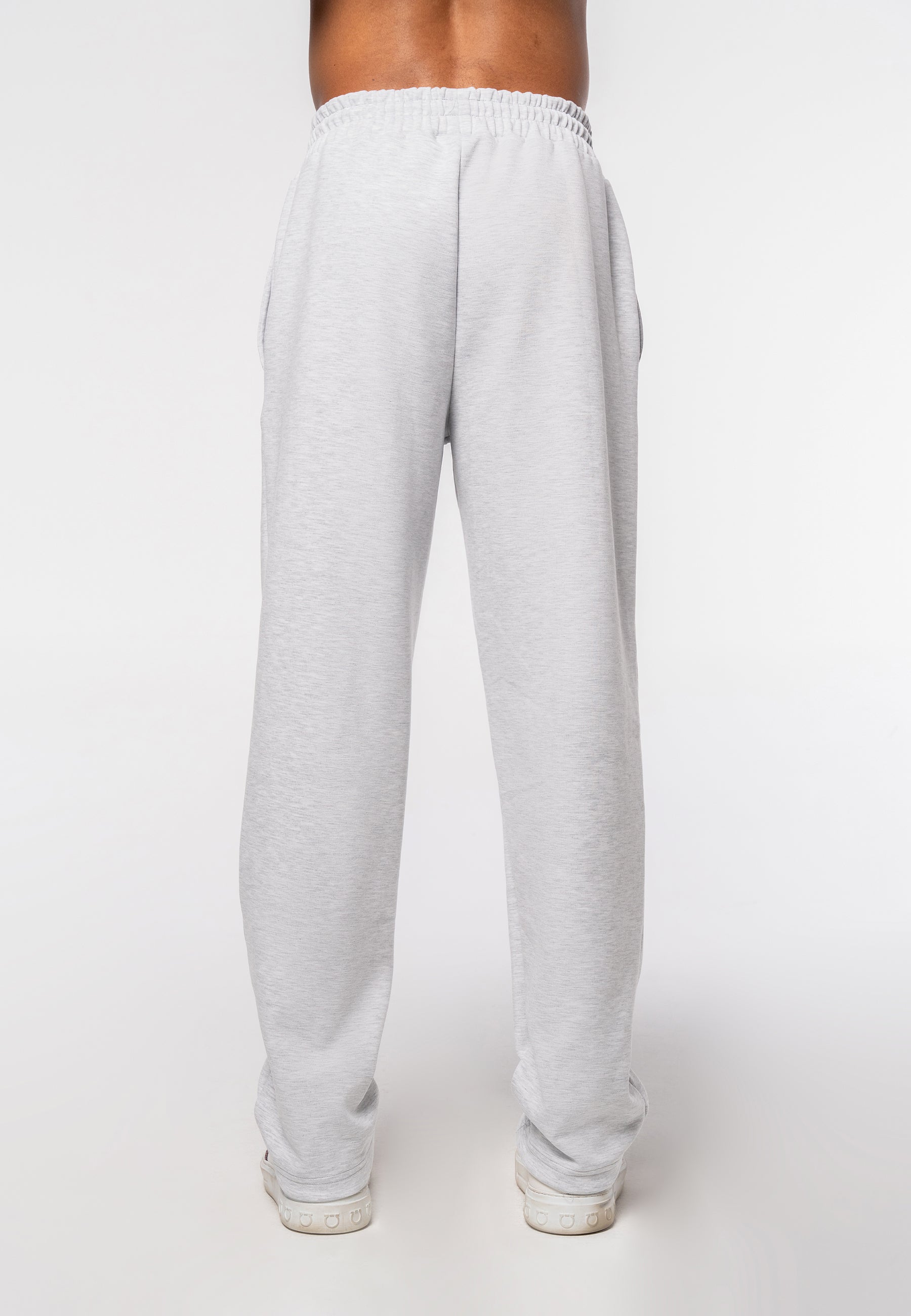 The City Sudadera corta con cuello redondo y corte relajado - Beige