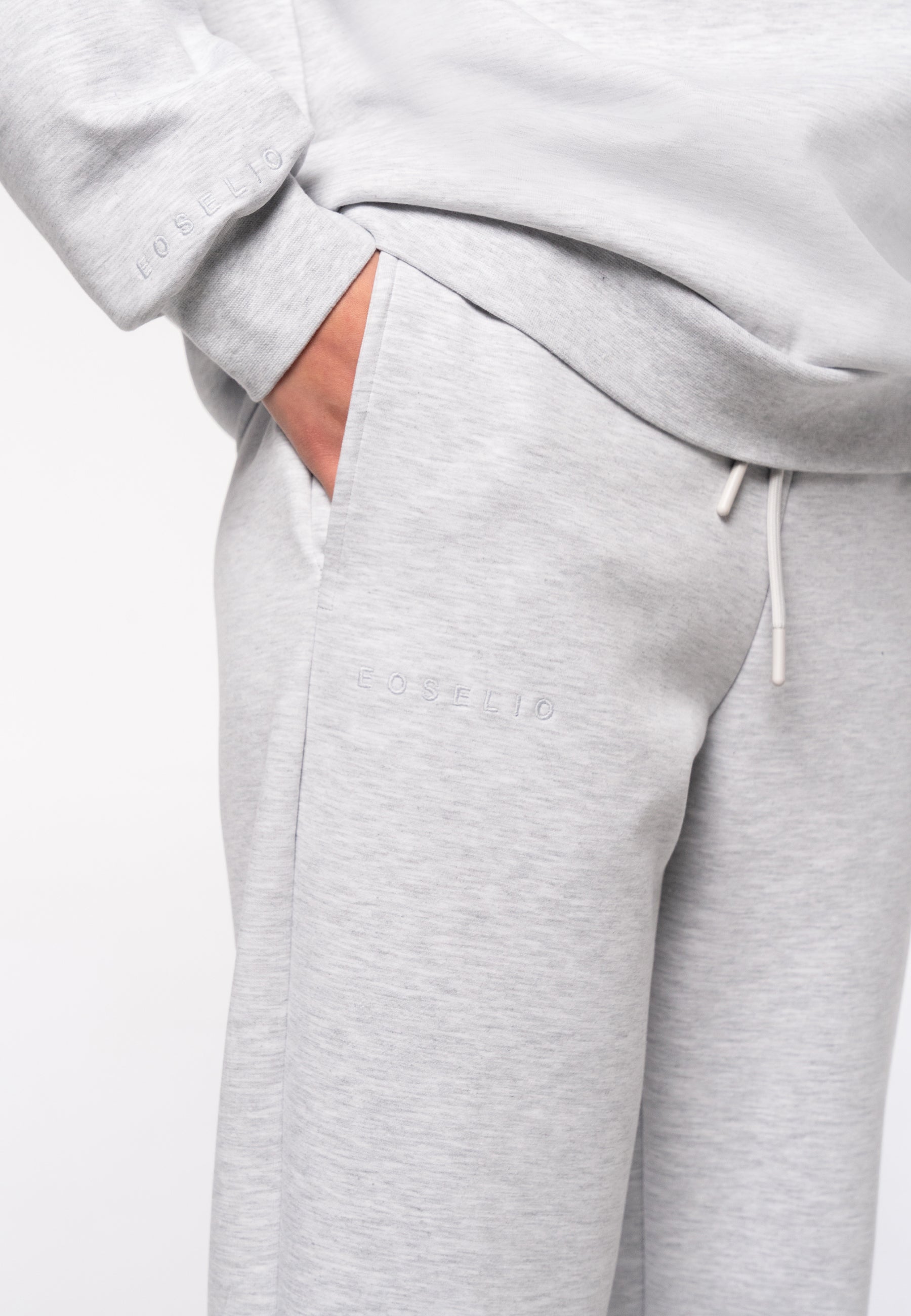 The City Sudadera corta con cuello redondo y corte relajado - Beige