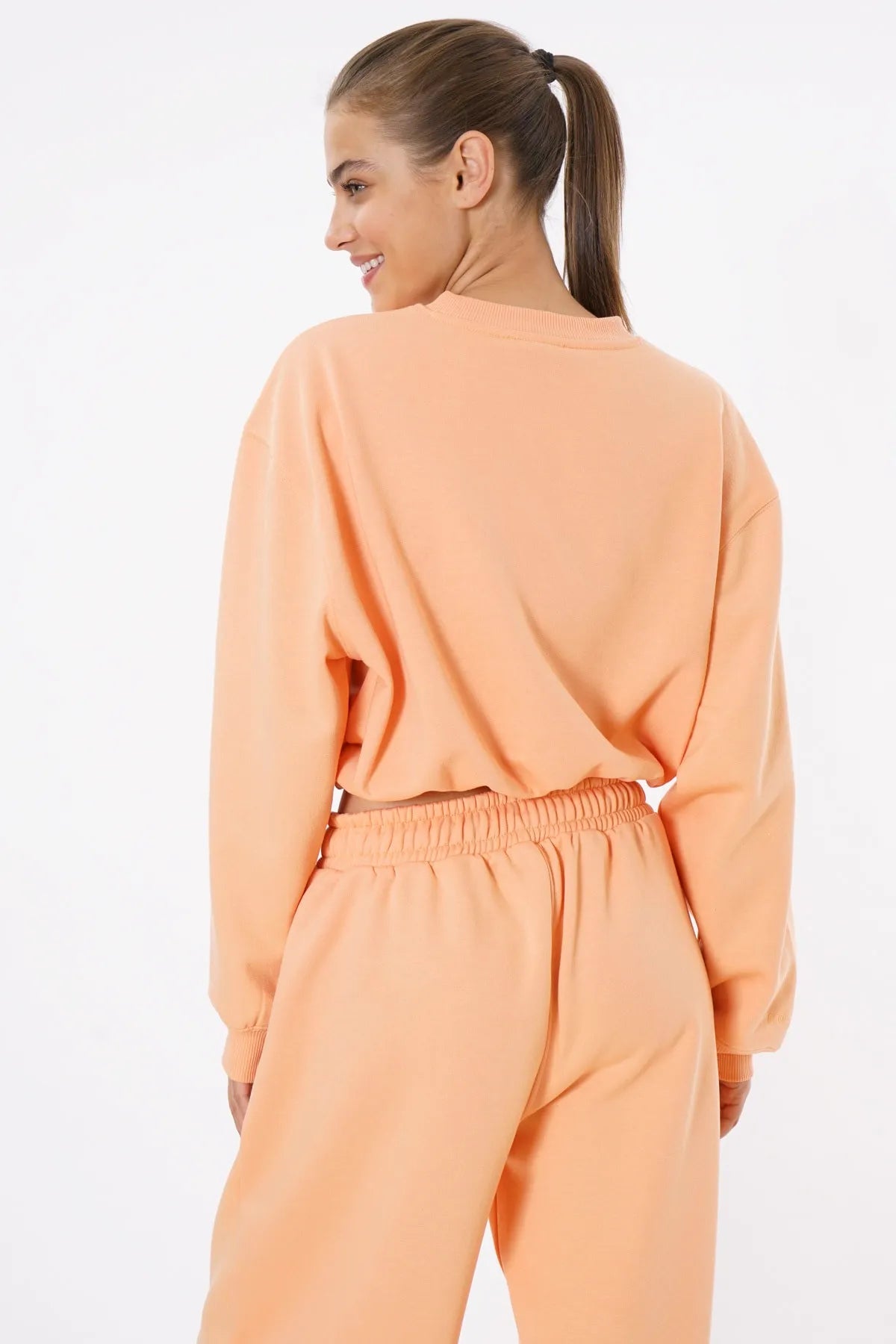 Cropped Crewneck Sweatshirt / Apricot