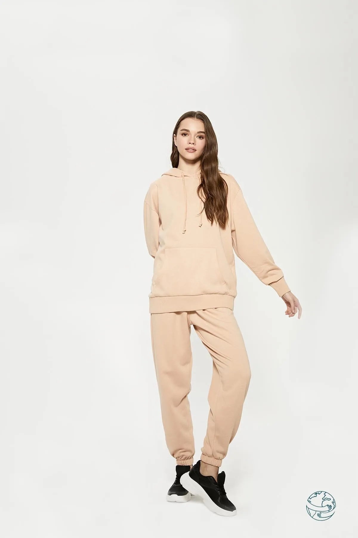 Kurzes Sweatshirt mit Rundhalsausschnitt / Beige