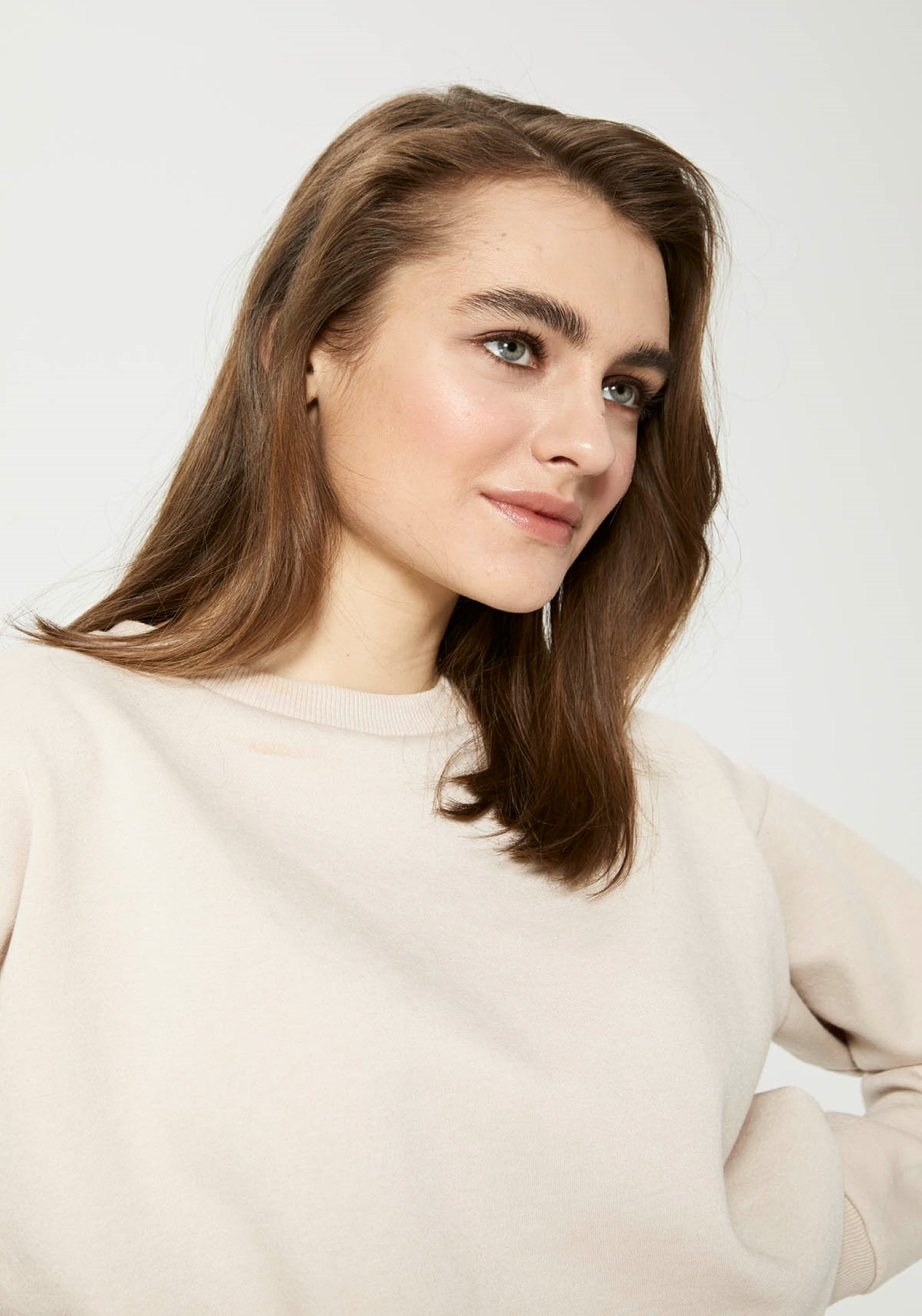 Sudadera corta con cuello redondo Elevate - Gris aireado